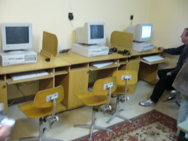 /